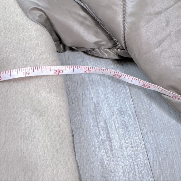 Calvin Klein Women's Petite Quilted Hooded Zip Up Long Coat XS - Picture 7 of 9